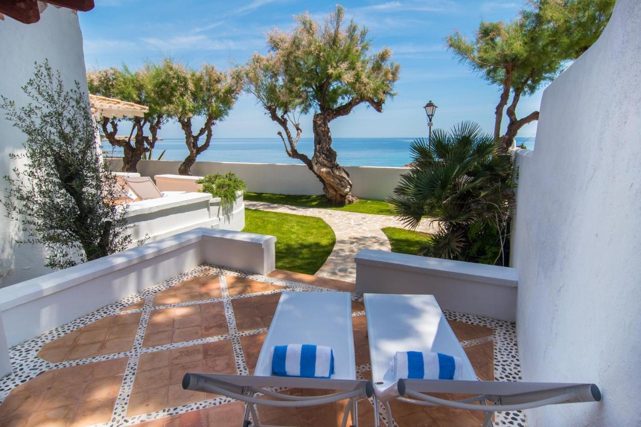 カラ・ラトハダ The Sea Club Bed & Breakfast エクステリア 写真