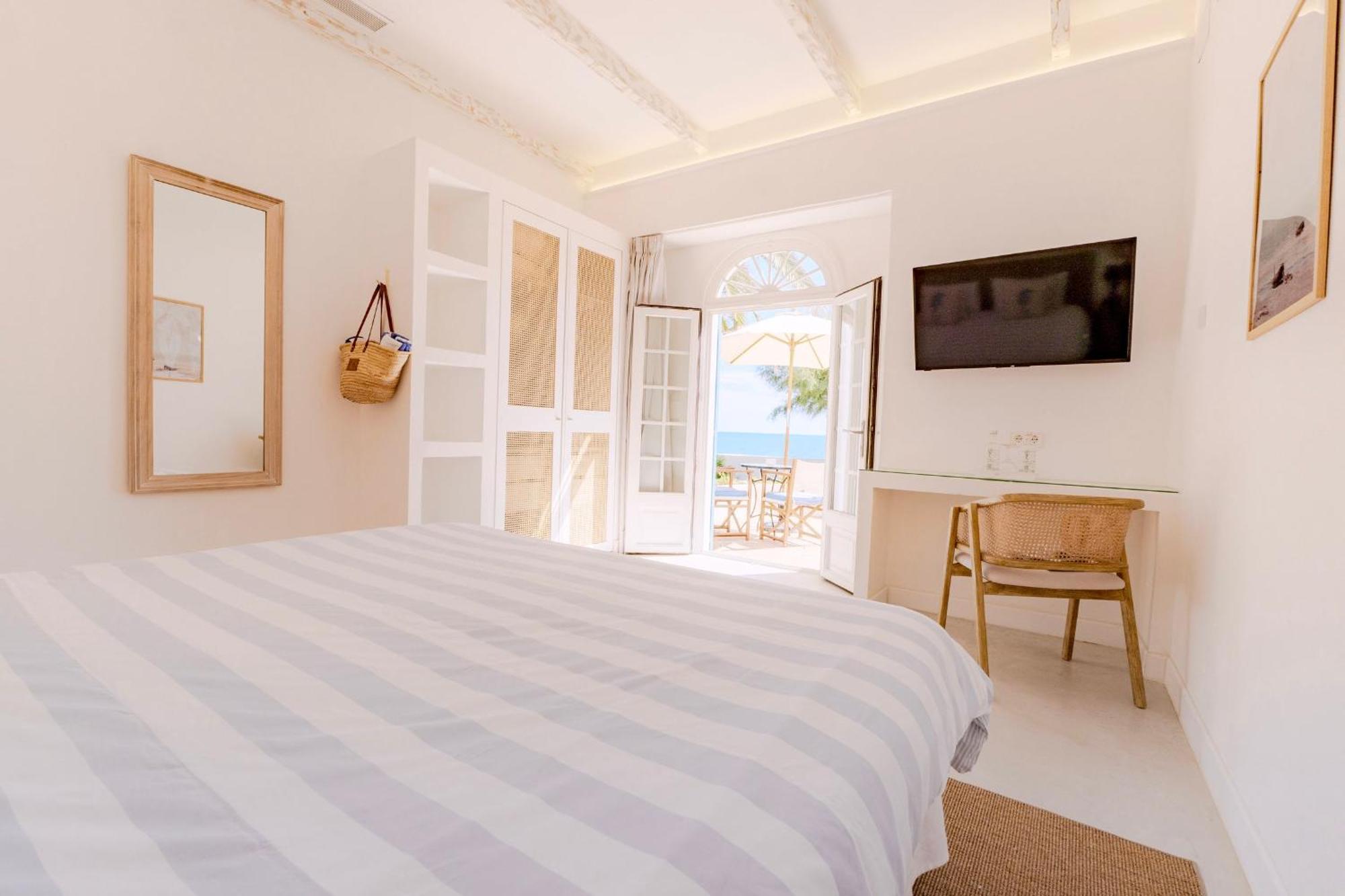 カラ・ラトハダ The Sea Club Bed & Breakfast エクステリア 写真